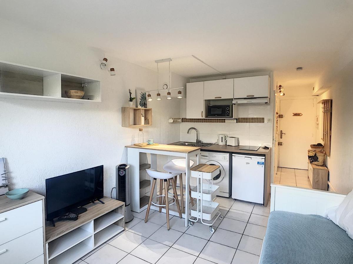 Golfe Juan Studio Dans Residence Avec Piscine Vallauris Eksteriør billede